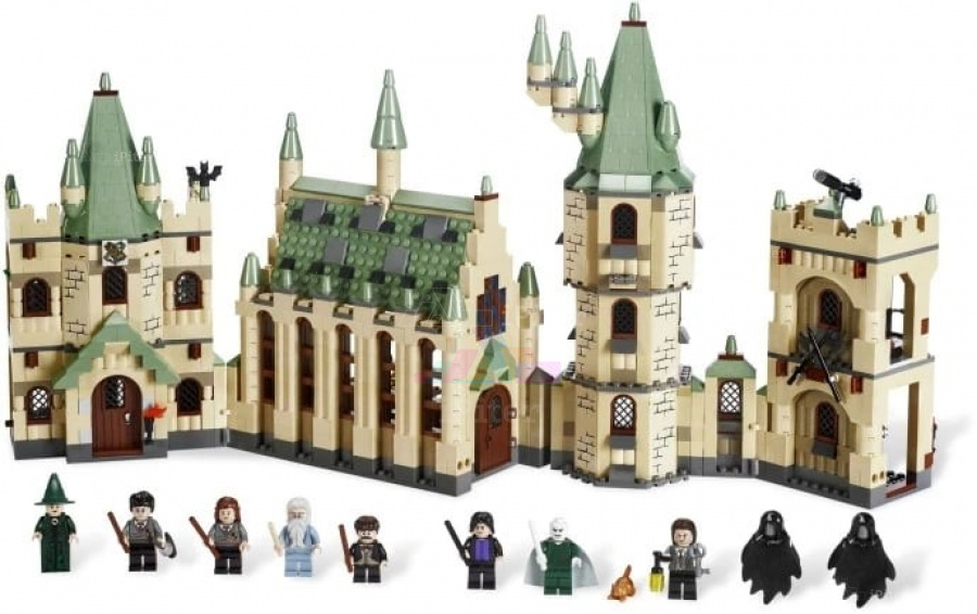 Фото Купить LEGO Harry Potter 4842 - Замок Хогвартс по низкой цене в Санкт-Петербурге