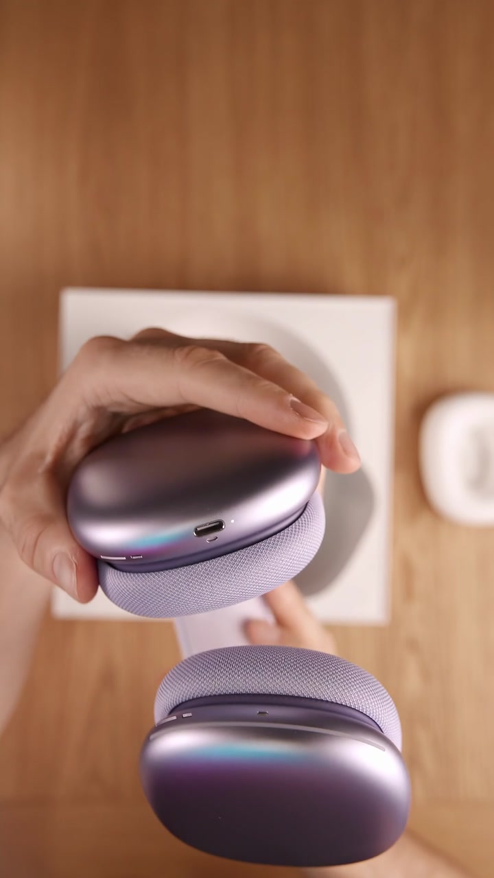 Самый красивый цвет AirPods Max
