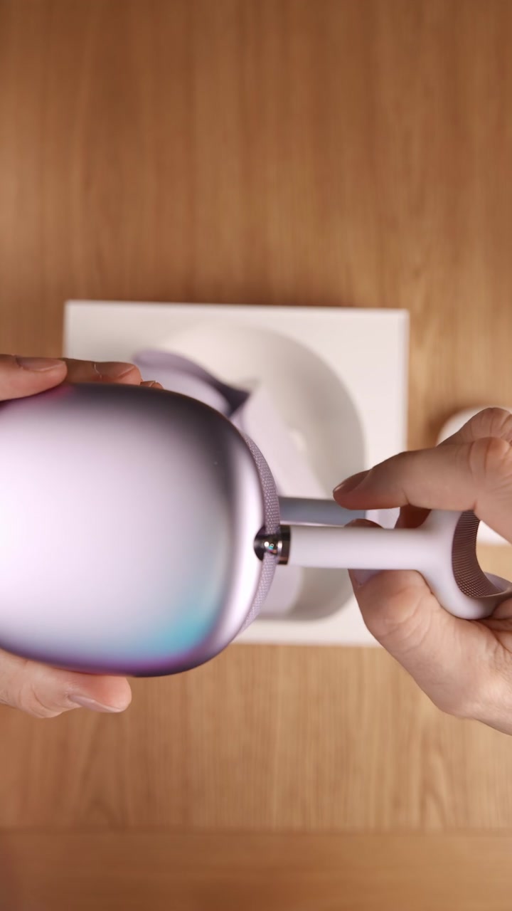 Самый красивый цвет AirPods Max