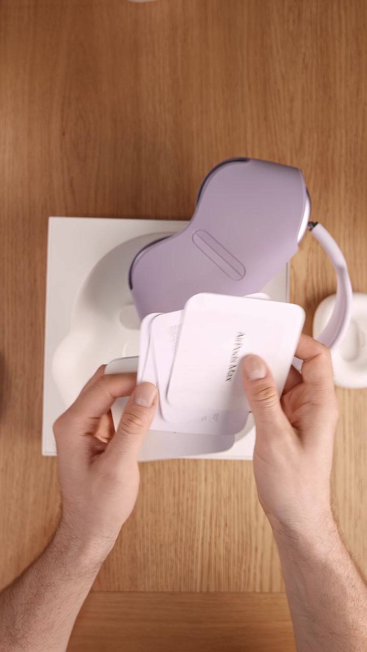 Самый красивый цвет AirPods Max