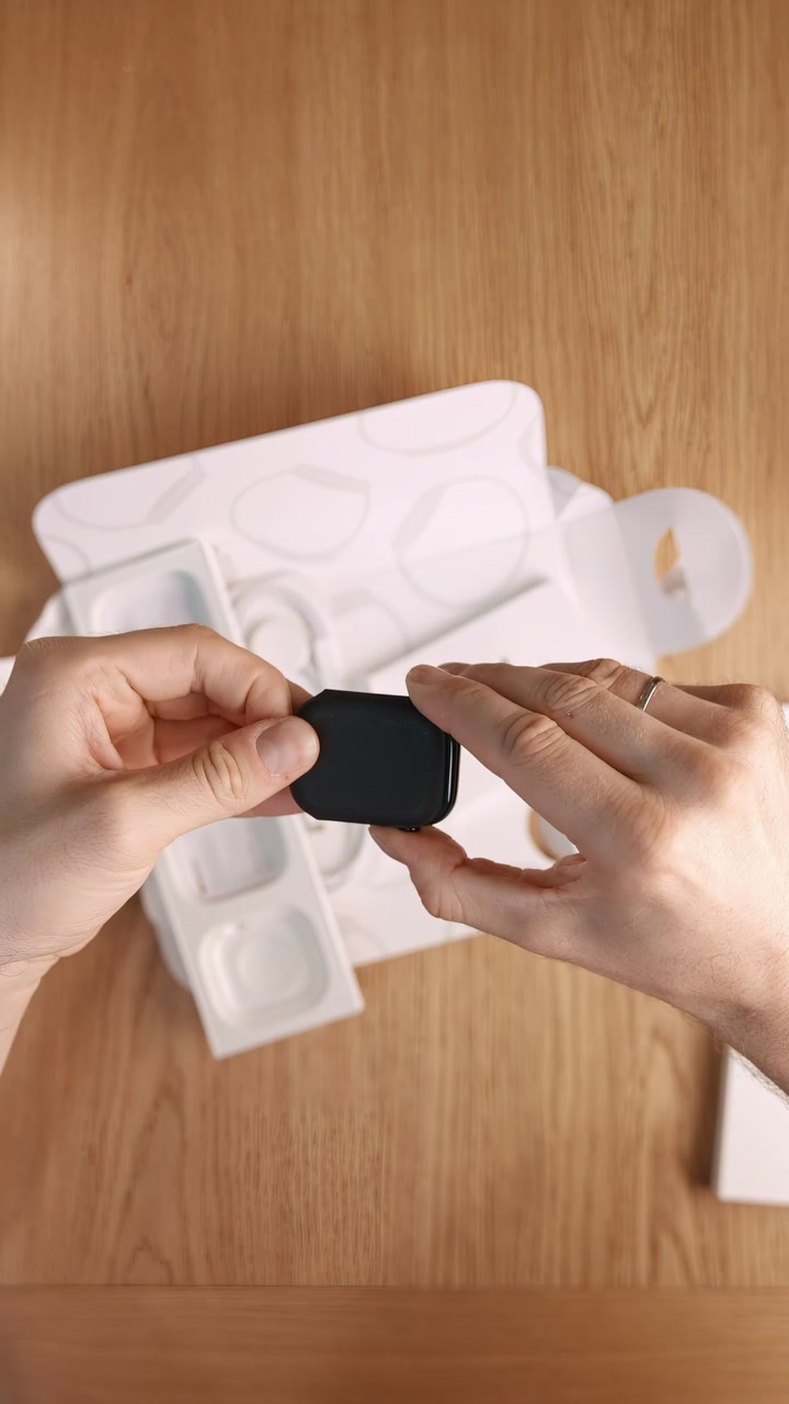 Распаковка Apple Watch 10 46мм Jet Black Sport Loop
