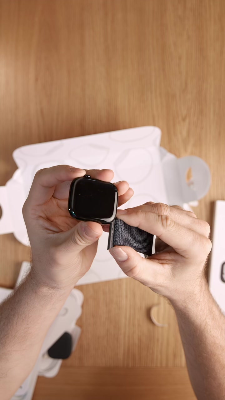 Распаковка Apple Watch 10 46мм Jet Black Sport Loop