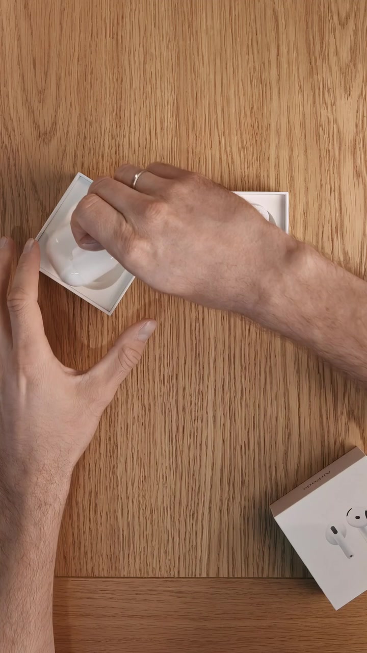 Распаковка AirPods 4 и 4 ANC