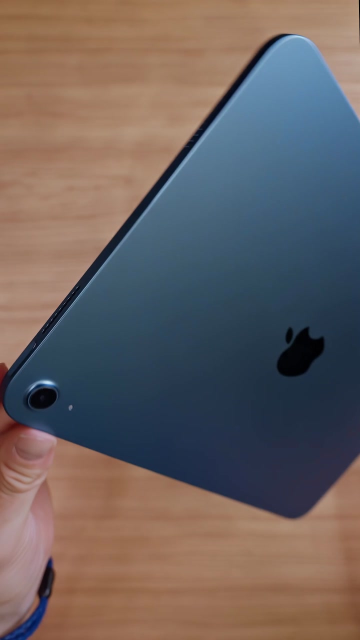 Распаковка iPad 10