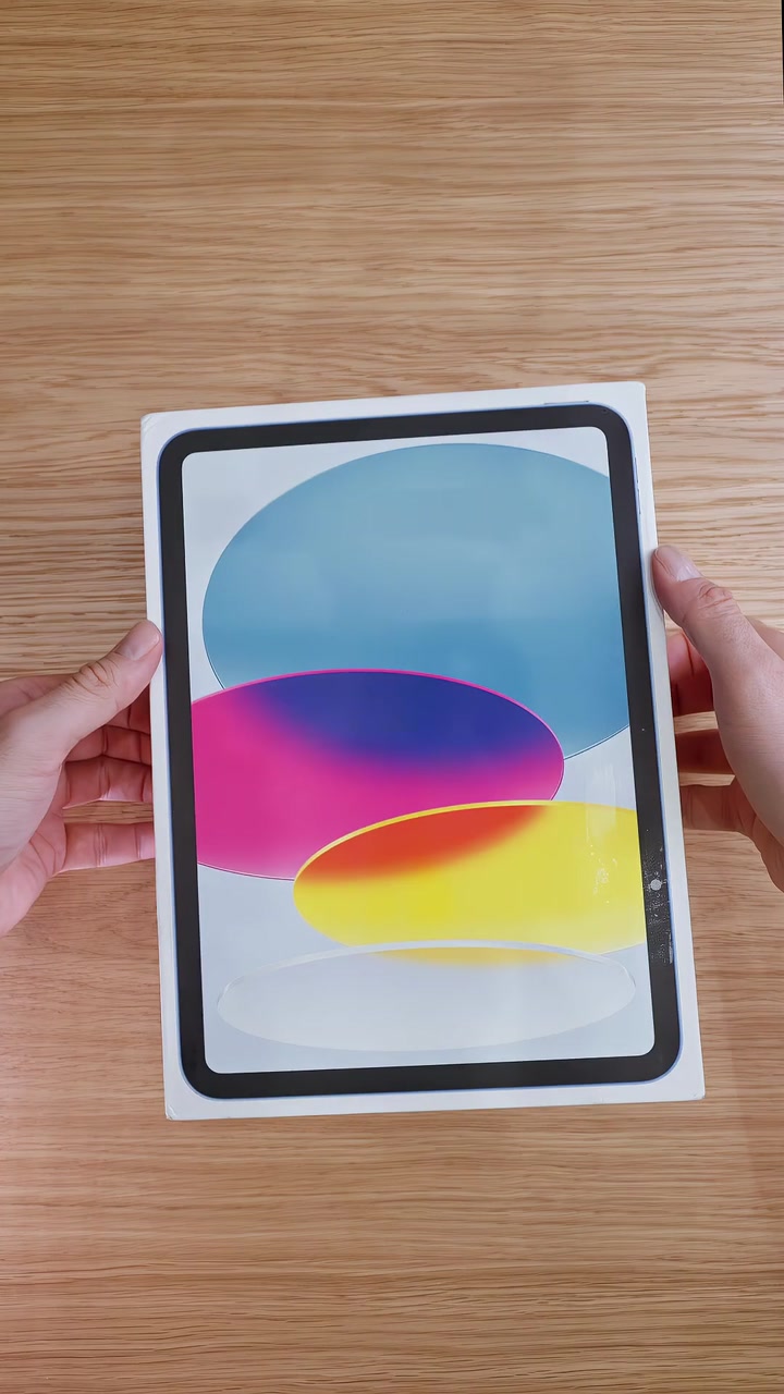 Распаковка iPad 10