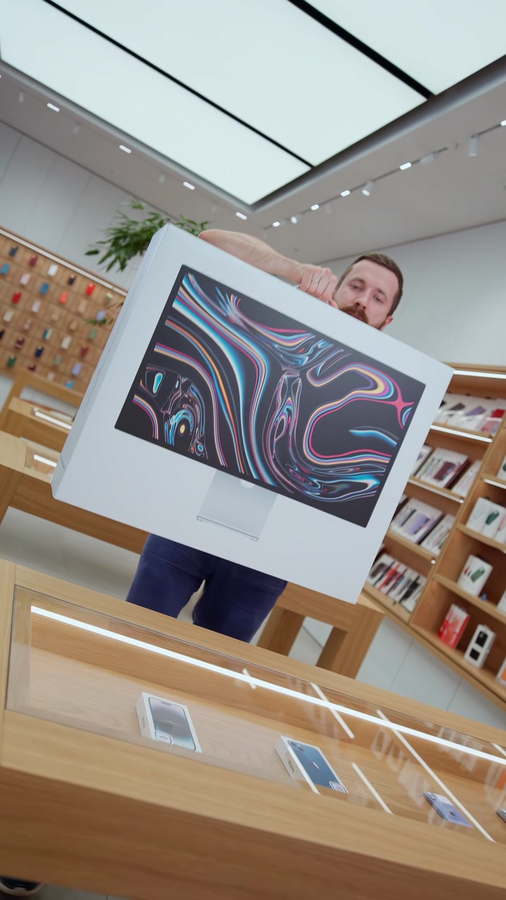 Распаковка нового Apple Studio Display