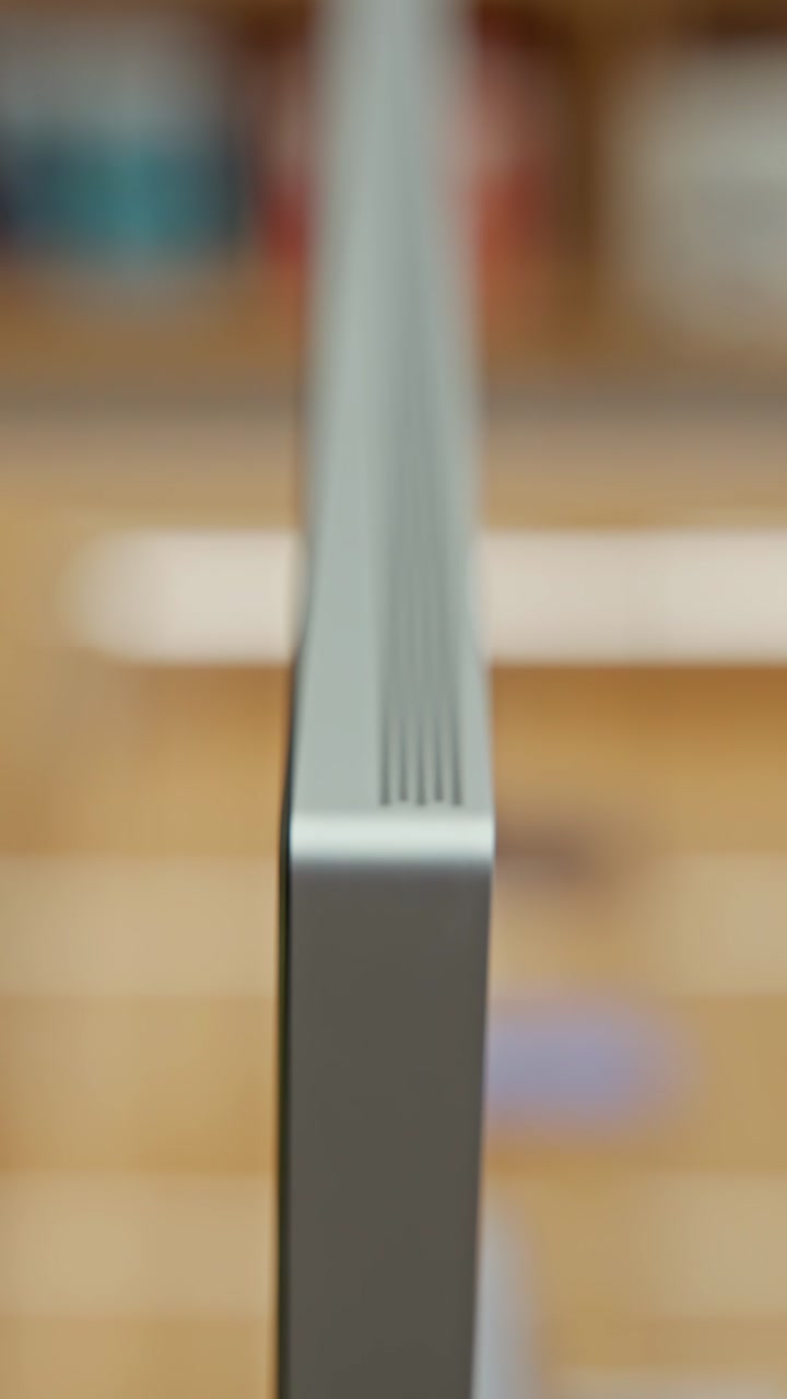 Распаковка нового Apple Studio Display