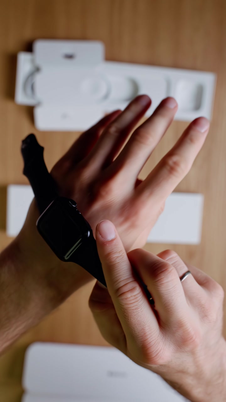 Распаковка Apple Watch SE 2 40mm Sport Band