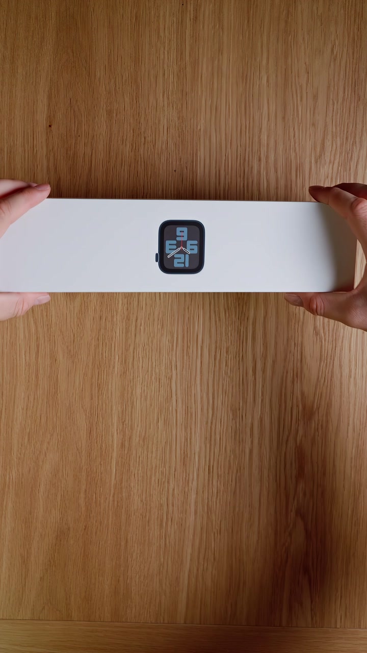 Распаковка Apple Watch SE 2 40mm Sport Band
