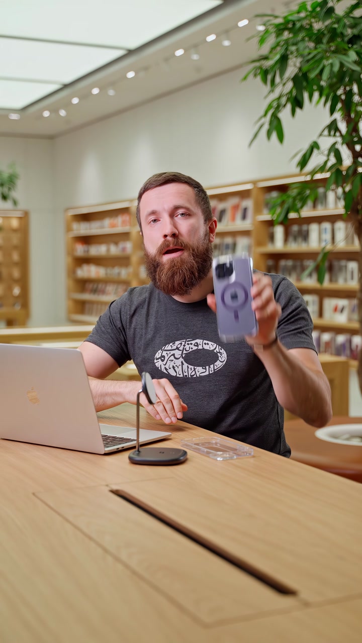 Объясняем, зачем владельцам iPhone это странное кольцо на чехле
