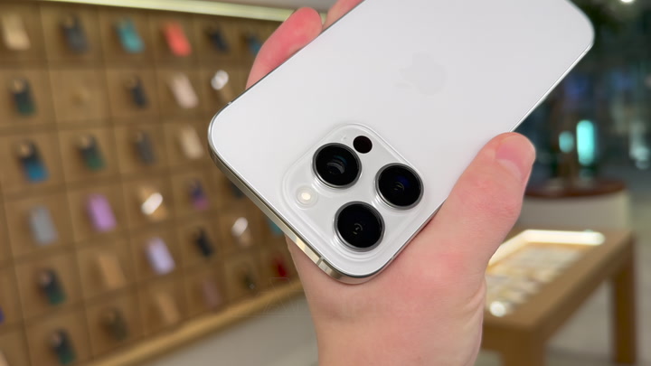 iPhone 16 Pro White Titanium
