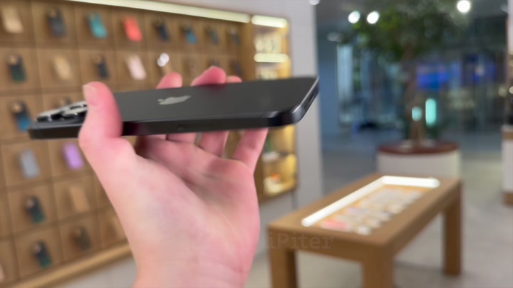 iPhone 16 Pro Max Black Titanium