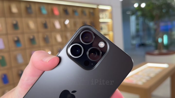 iPhone 16 Pro Max Black Titanium