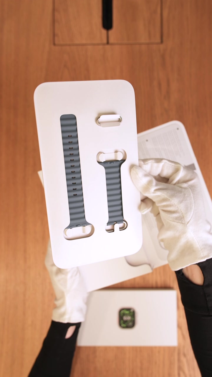 Apple Watch Ultra 3 49 мм «Natural Titanium» Case with Anchor Blue Ocean Band One Size