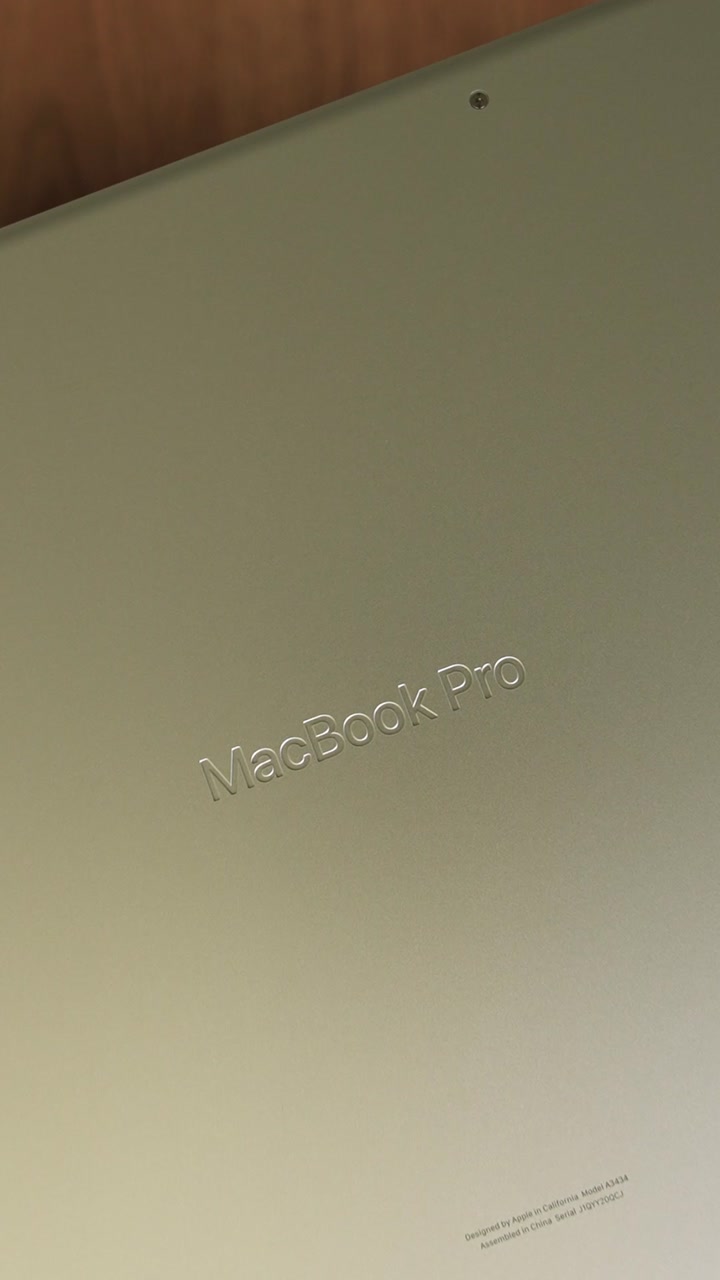 Apple MacBook Air 13 (2022) Starlight