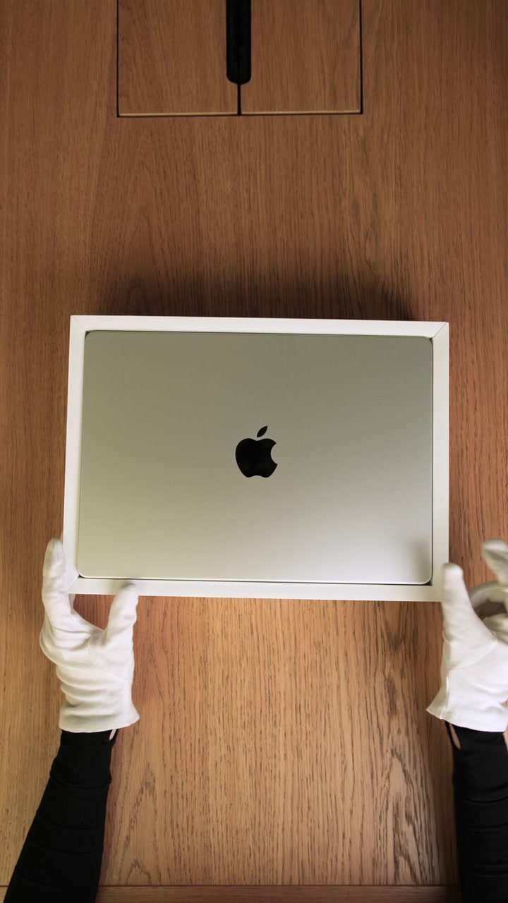 Apple MacBook Air 13 (2022) Starlight