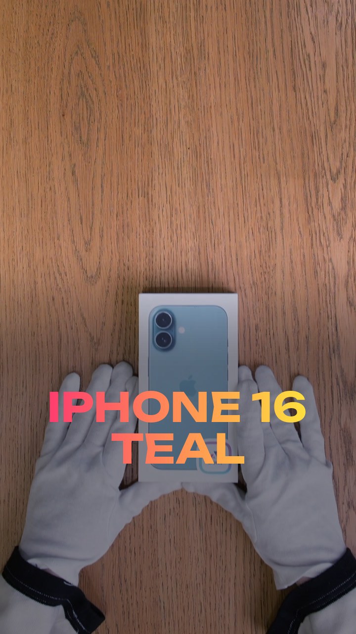 Apple iPhone 16 Teal