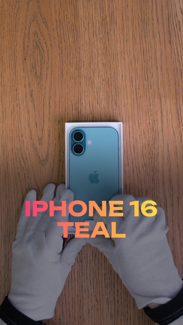 Apple iPhone 16 Teal
