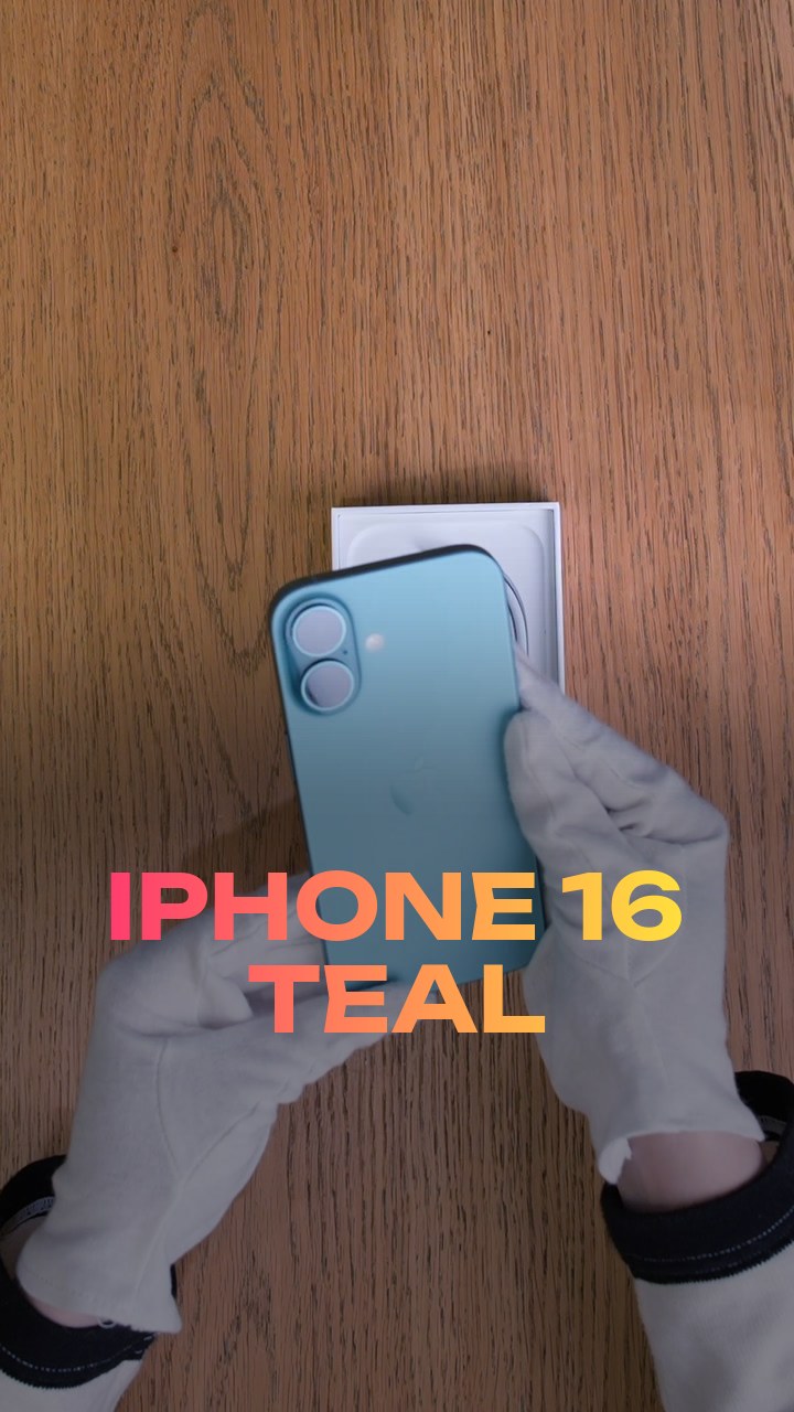 Apple iPhone 16 Teal