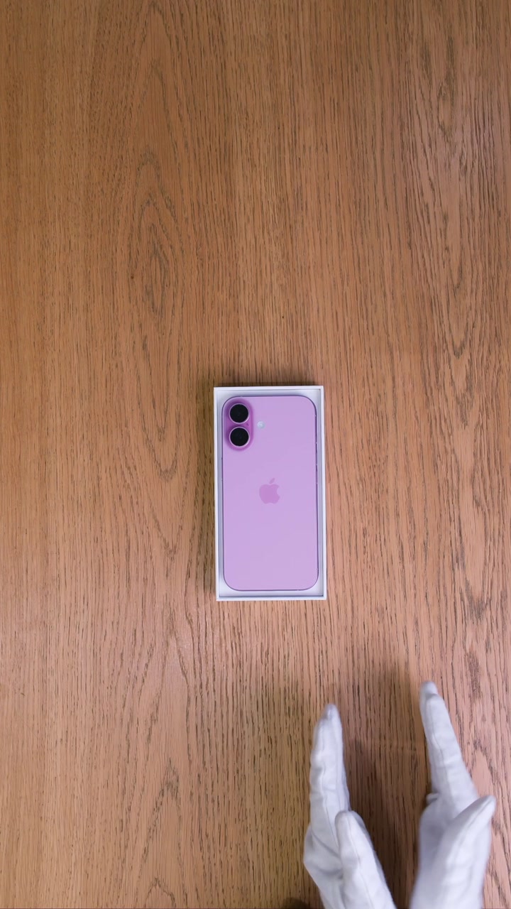 Apple iPhone 16 Pink (Розовый)