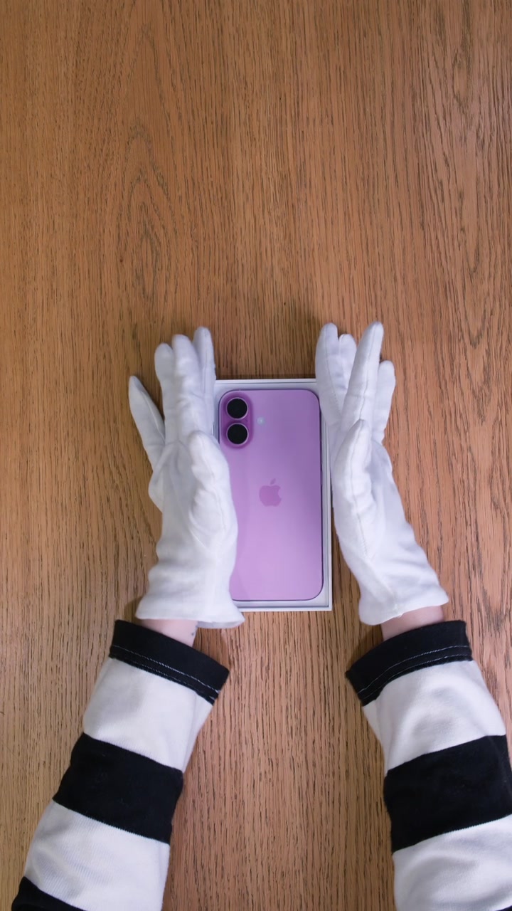 Apple iPhone 16 Pink (Розовый)
