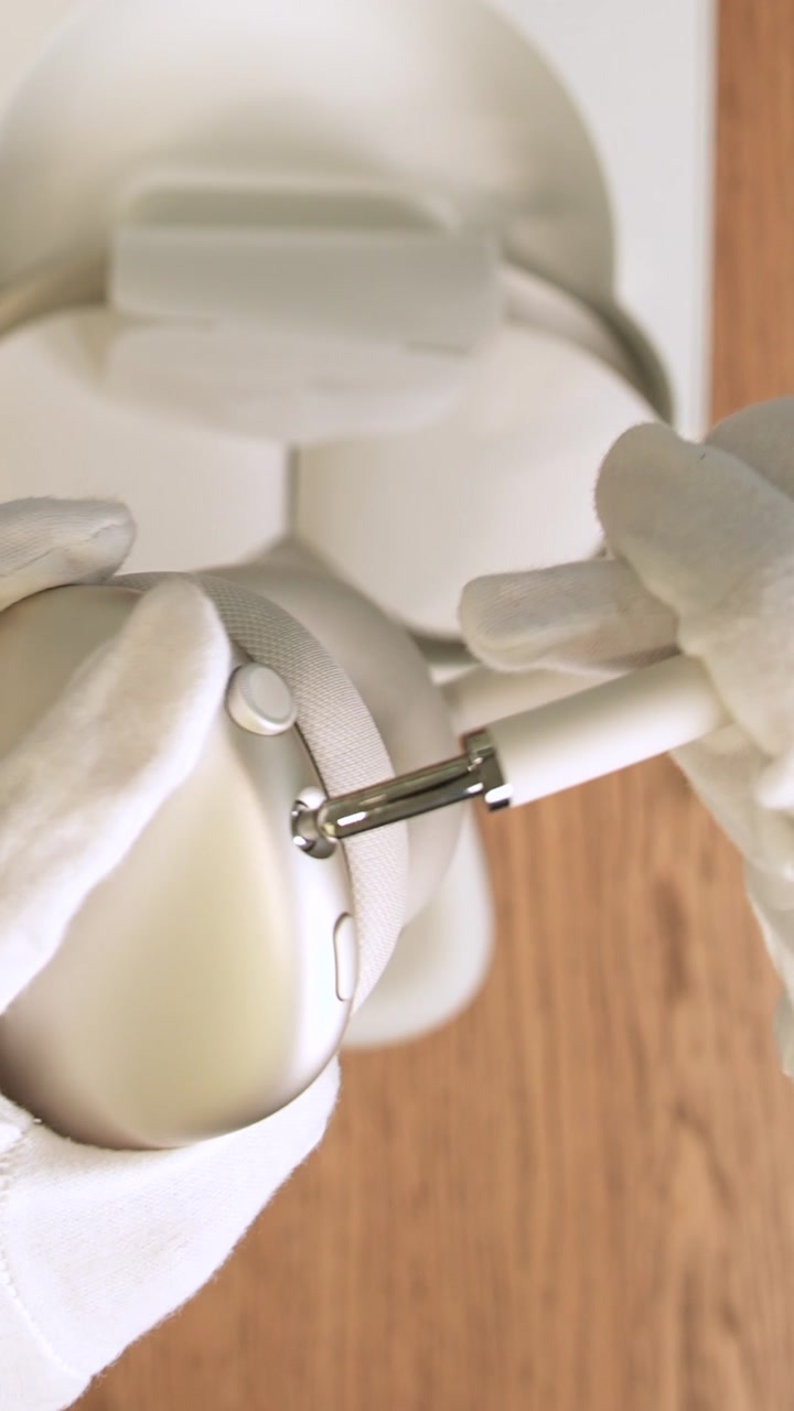 Беспроводные Наушники Apple AirPods Max (2024) Starlight