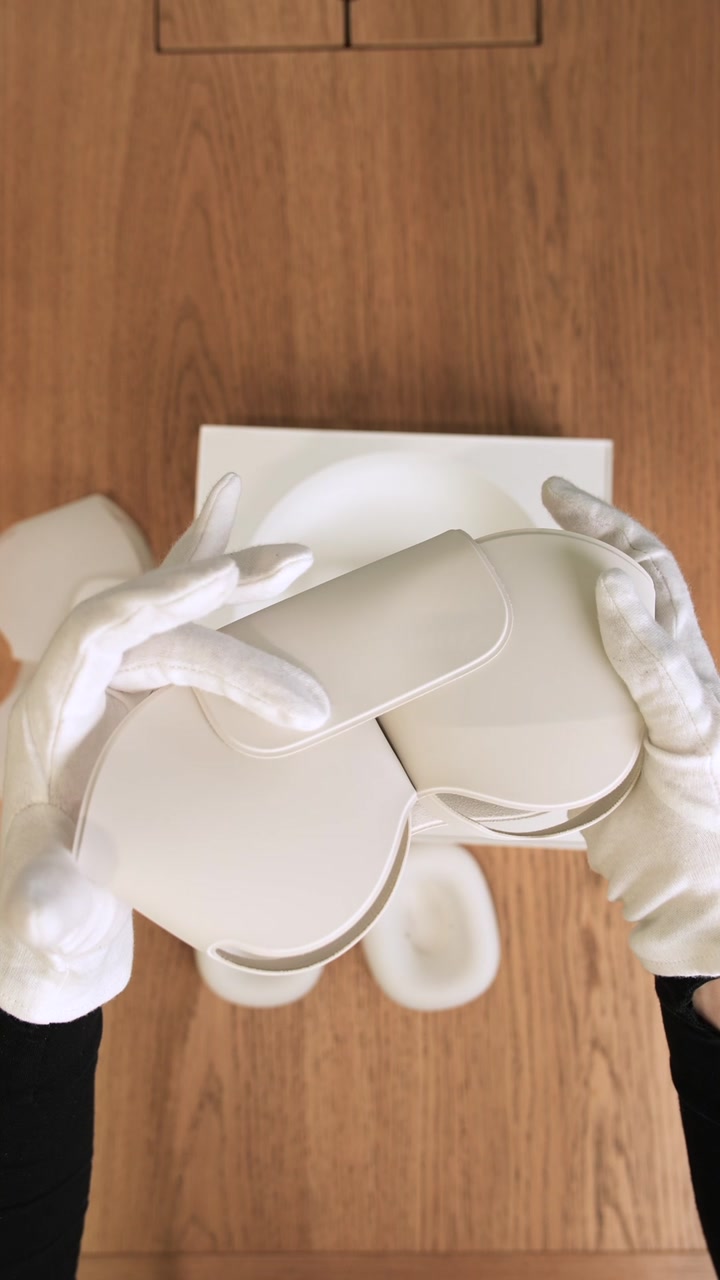 Беспроводные Наушники Apple AirPods Max (2024) Starlight