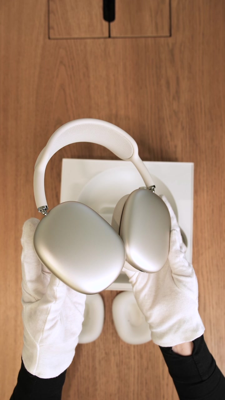 Беспроводные Наушники Apple AirPods Max (2024) Starlight