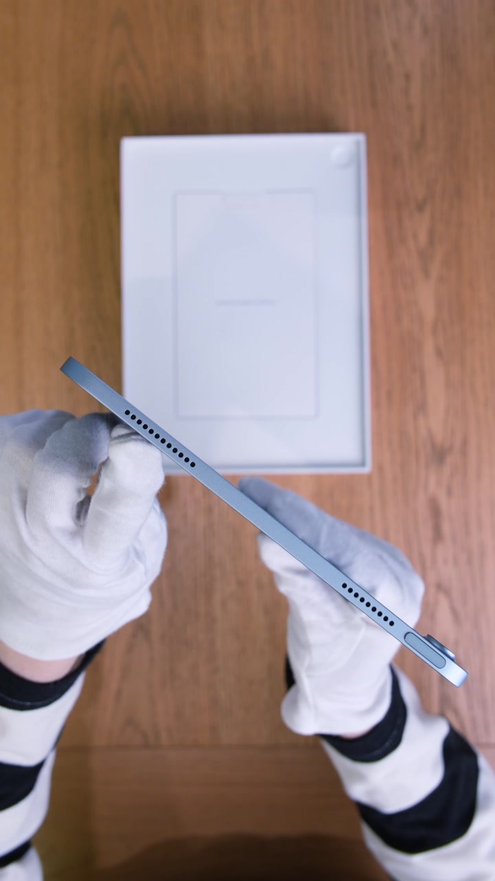 Apple iPad Air 7 (2025) 11 дюймов Wi-Fi Blue (Синий)