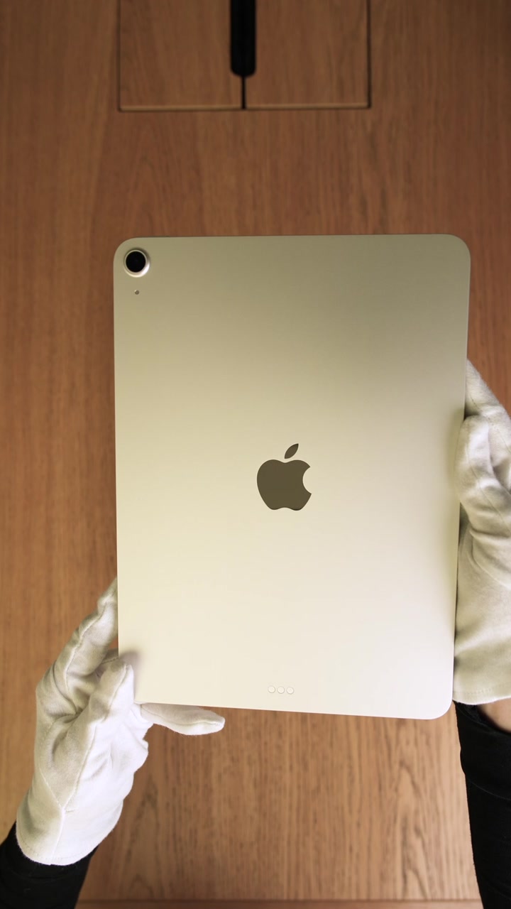 Apple iPad Air 7 (2025) 11 дюймов Wi-Fi Starlight (Сияющая звезда)