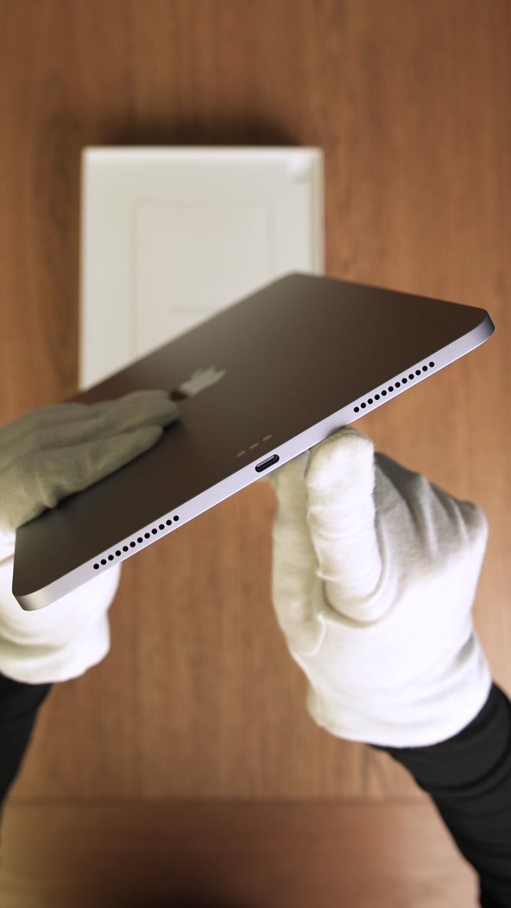 Apple iPad Air 7 (2025) 11 дюймов Wi-Fi Purple (Фиолетовый)