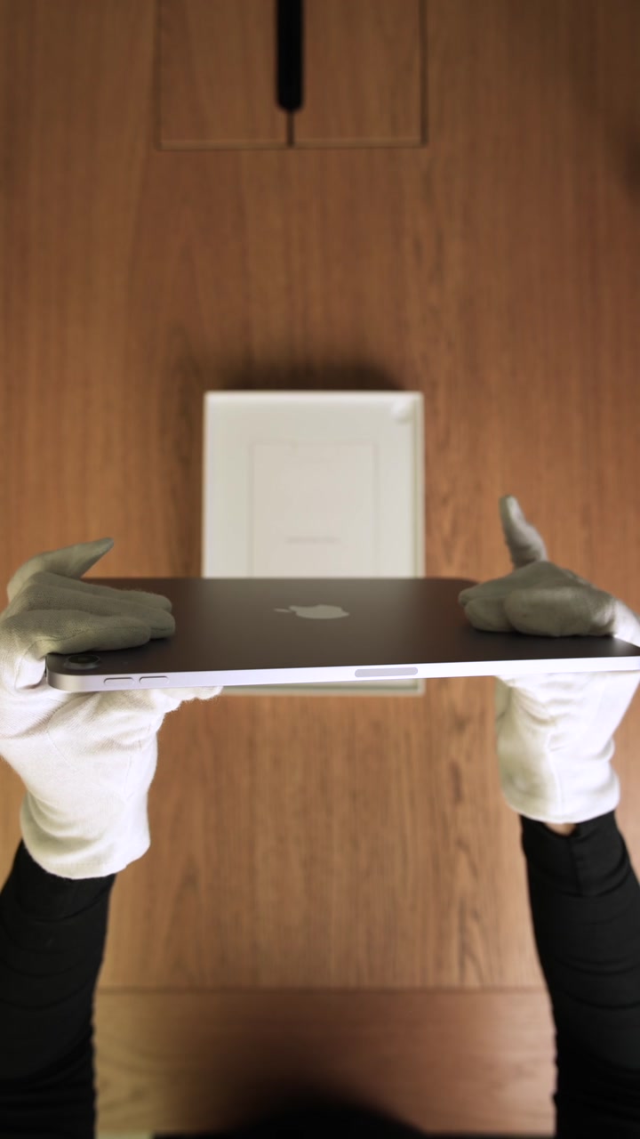 Apple iPad Air 7 (2025) 11 дюймов Wi-Fi Purple (Фиолетовый)