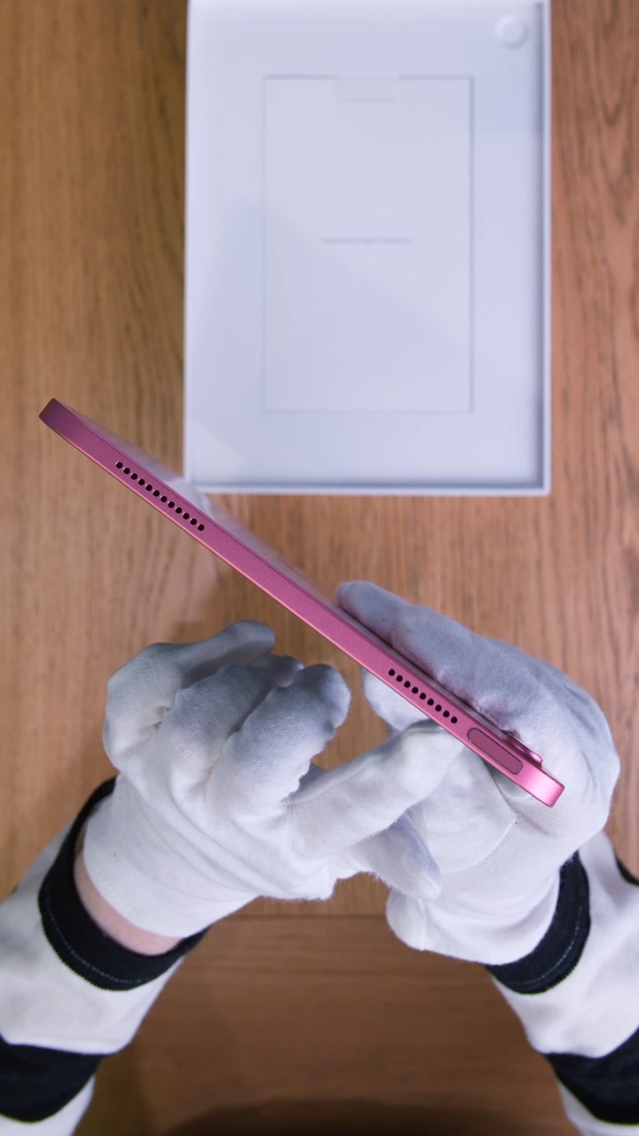 Apple iPad 11 (2025) Wi-Fi Pink (Розовый)