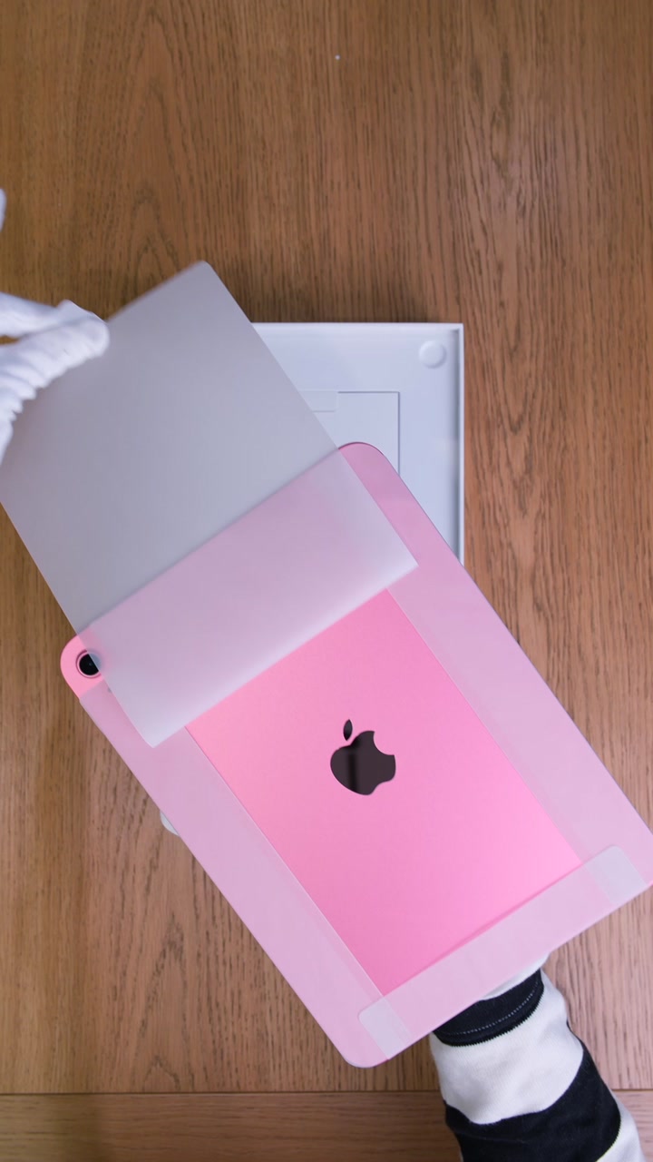 Apple iPad 11 (2025) Wi-Fi Pink (Розовый)