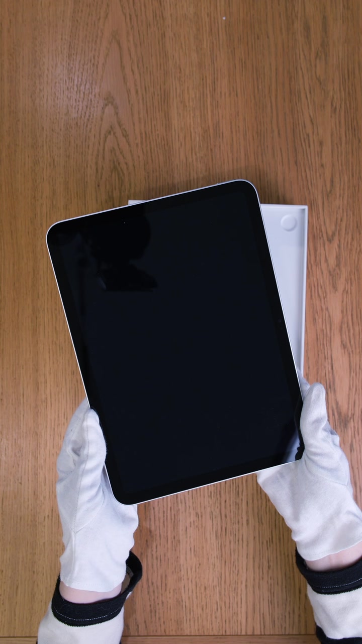 Apple iPad 11 (2025) Wi-Fi Silver (Серебристый)