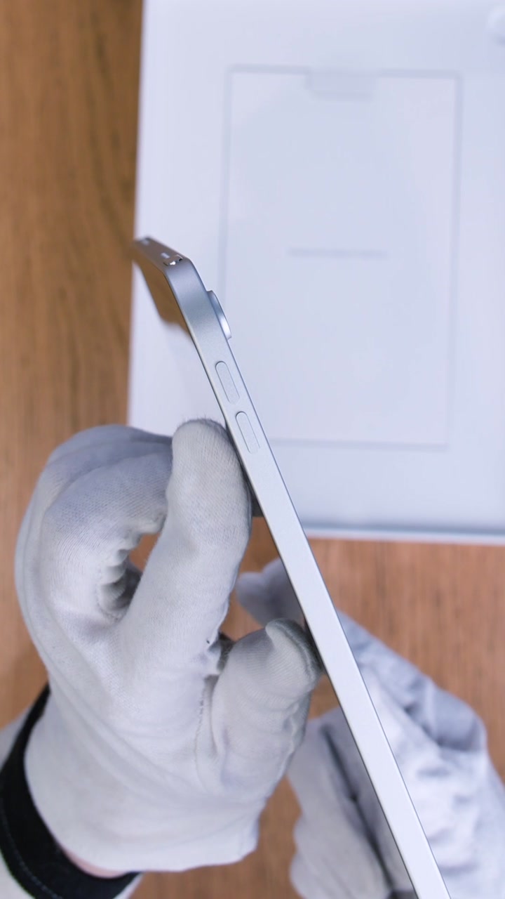 Apple iPad 11 (2025) Wi-Fi Silver (Серебристый)
