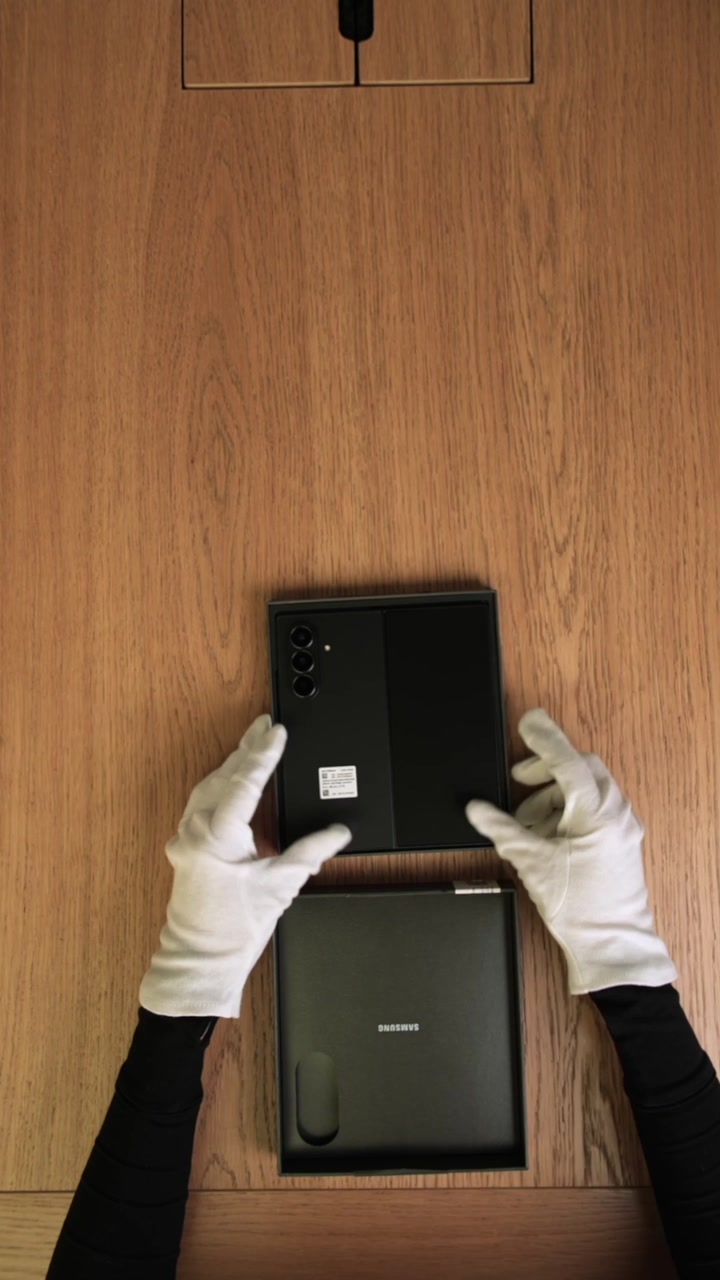 Смартфон Samsung Galaxy Z Fold 7 (Jet Black) SM-F966 (Dual Nano-sim + eSim)