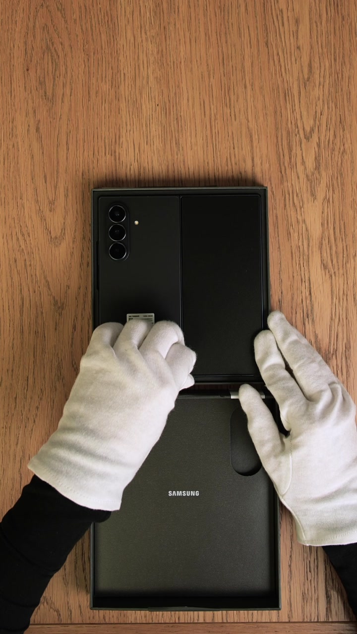 Смартфон Samsung Galaxy Z Fold 7 (Jet Black) SM-F966 (Dual Nano-sim + eSim)