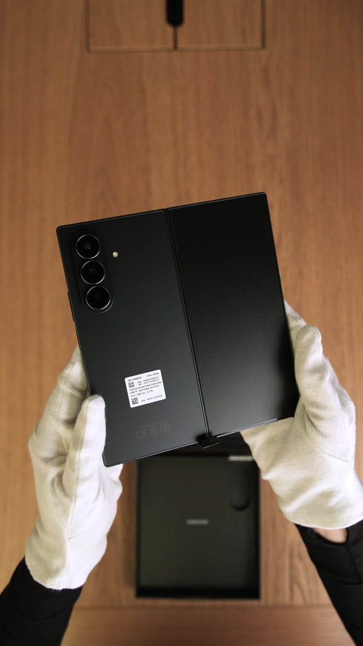 Смартфон Samsung Galaxy Z Fold 7 (Jet Black) SM-F966 (Dual Nano-sim + eSim)