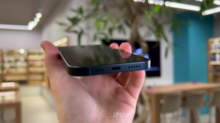 iPhone 13 Midnight