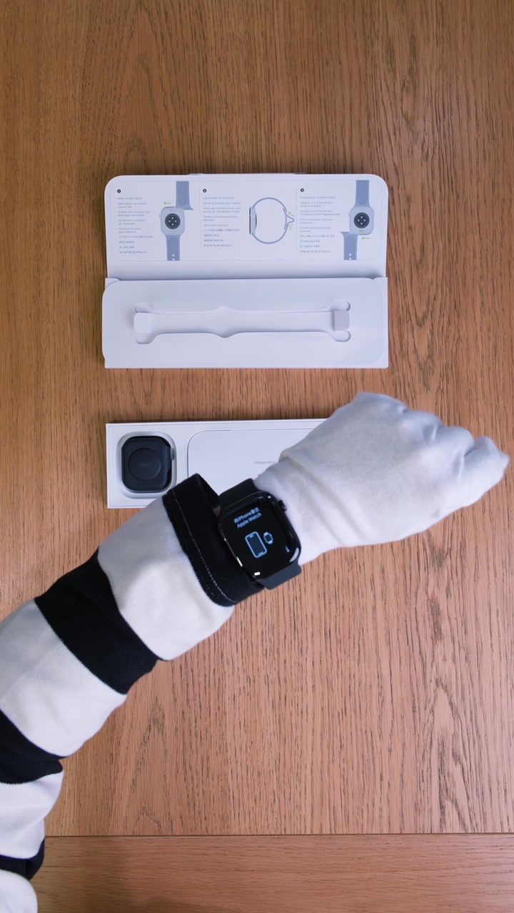 Apple Watch Series 11 46 мм Корпус из алюминия «Jet Black» Спортивный ремешок S/M «Black»