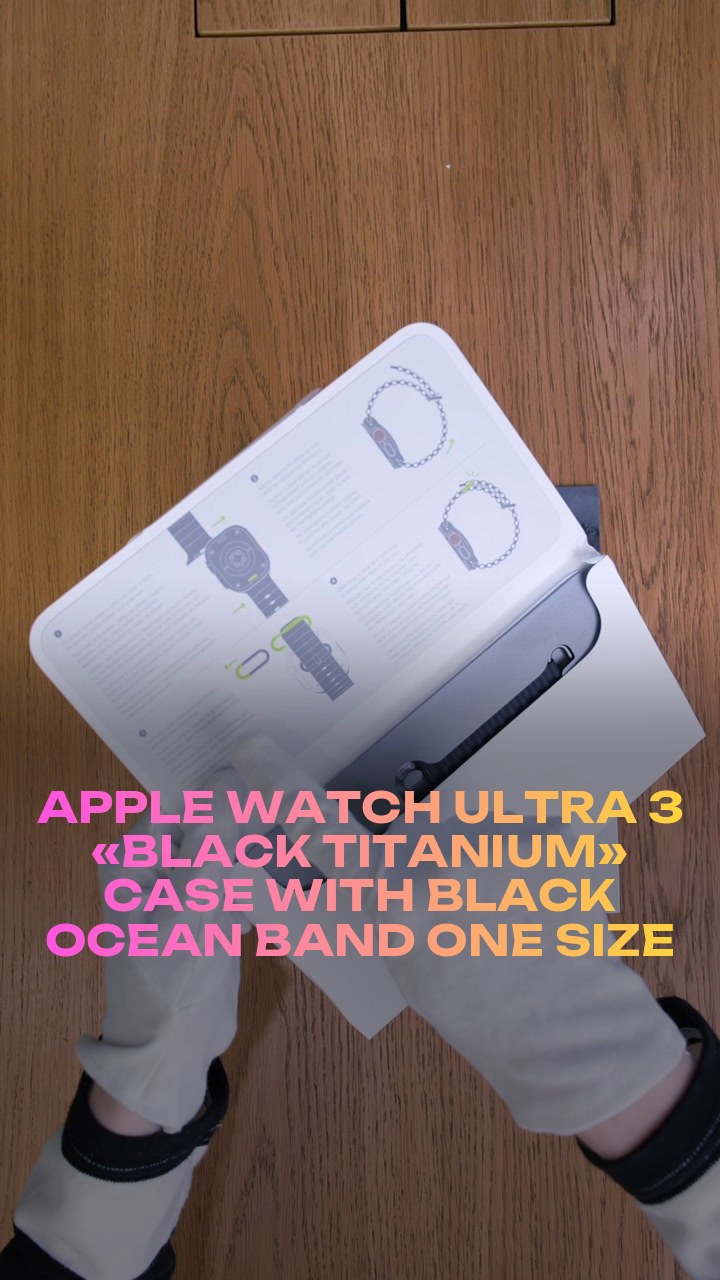 Apple Watch Ultra 3 49 мм «Black Titanium» Case with Black Ocean Band One Size