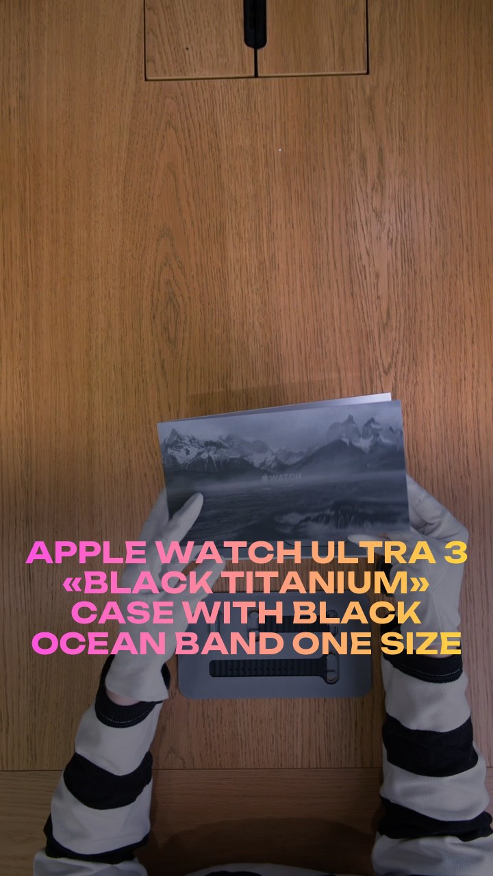 Apple Watch Ultra 3 49 мм «Black Titanium» Case with Black Ocean Band One Size