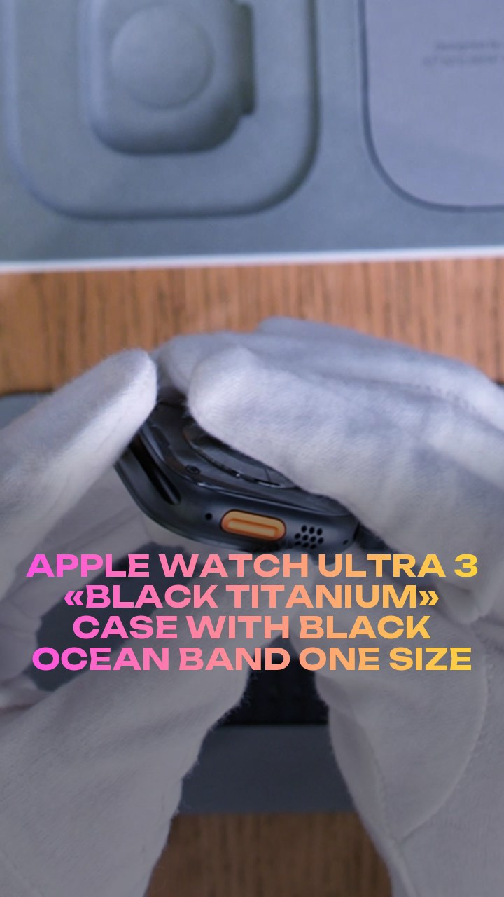 Apple Watch Ultra 3 49 мм «Black Titanium» Case with Black Ocean Band One Size