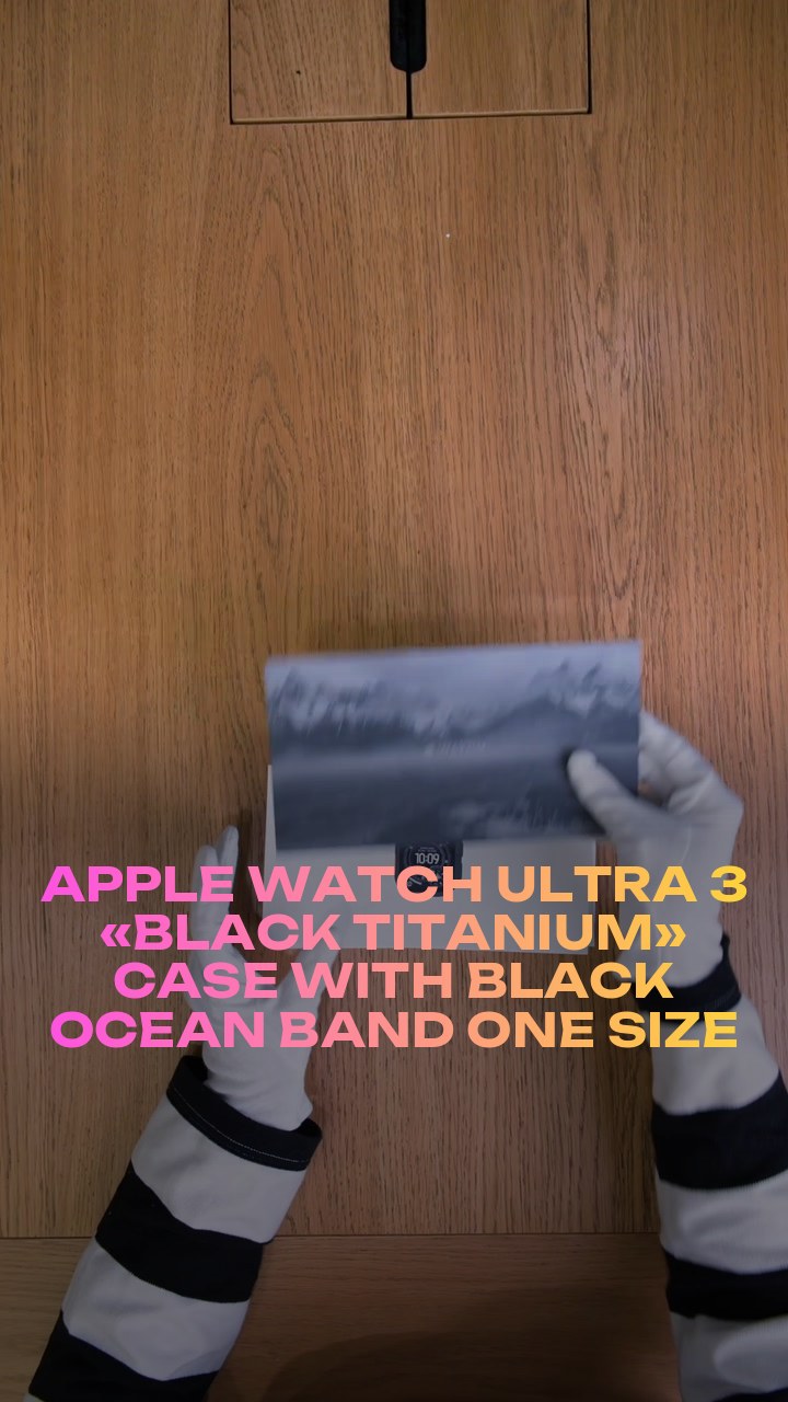 Apple Watch Ultra 3 49 мм «Black Titanium» Case with Black Ocean Band One Size