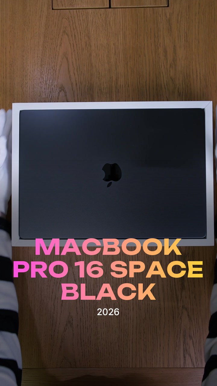 Apple MacBook Pro 16 (2026) Space Black