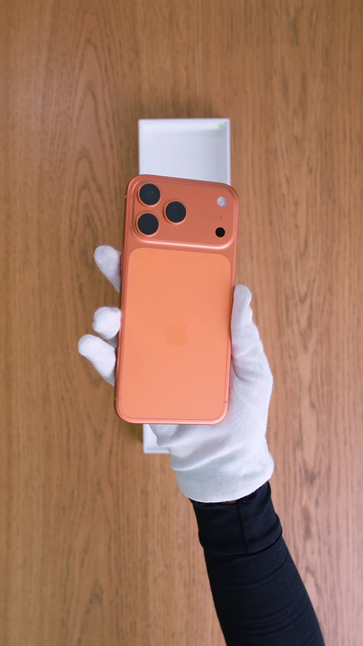 Apple iPhone 17 Pro Max Cosmic Orange (Оранжевый) eSim + eSim
