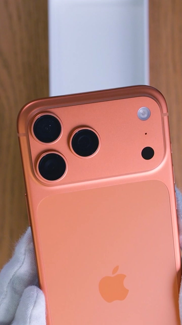 Apple iPhone 17 Pro Max Cosmic Orange (Оранжевый) eSim + eSim