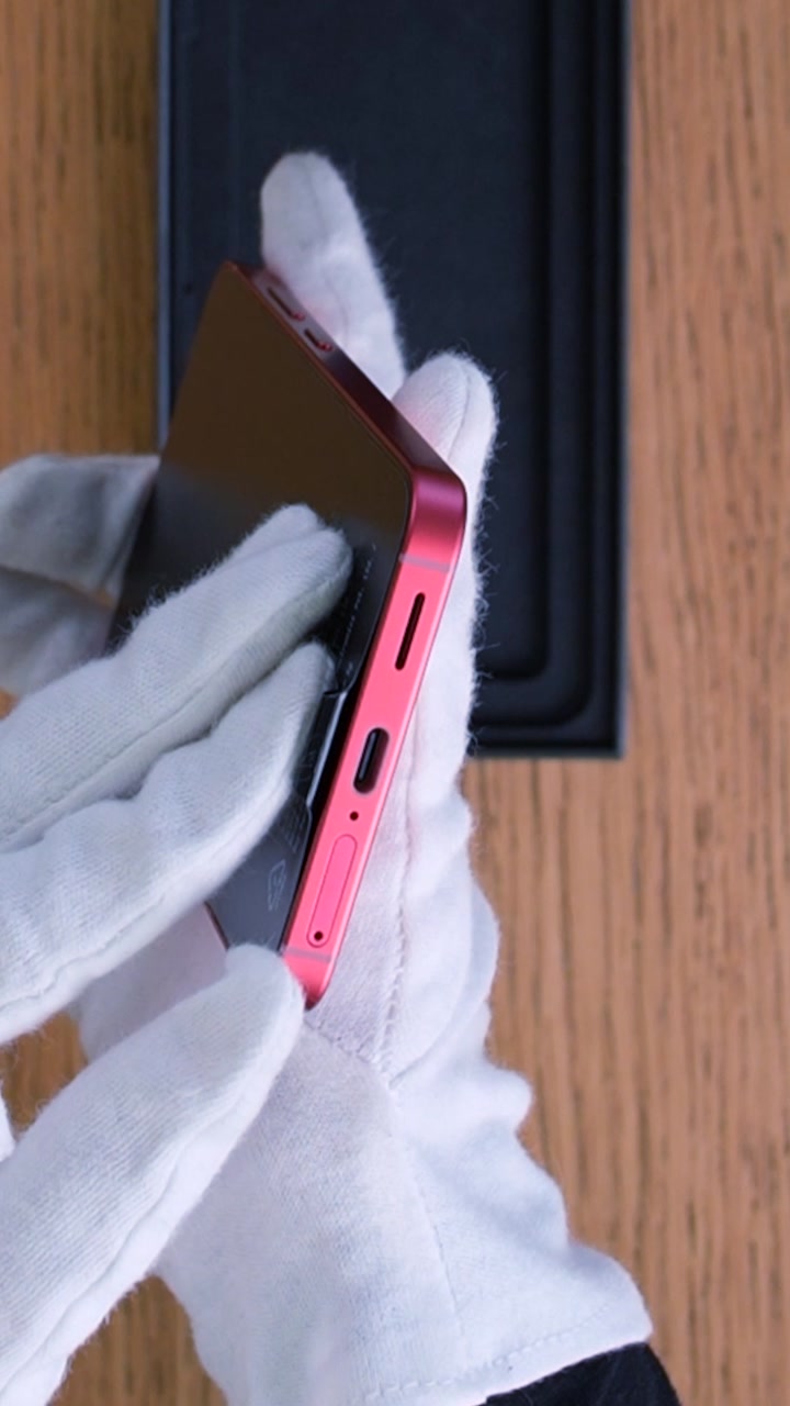 Смартфон Samsung Galaxy S25 5G (Coral) SM-S931/DS