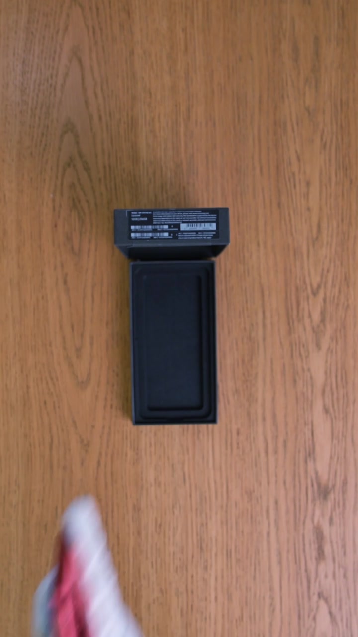 Смартфон Samsung Galaxy S25 5G (Coral) SM-S931/DS